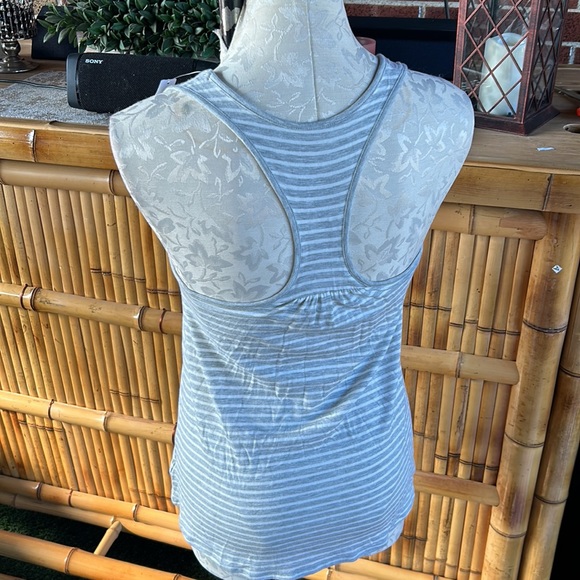 GapBody summer women’s tank top - Picture 3 of 8